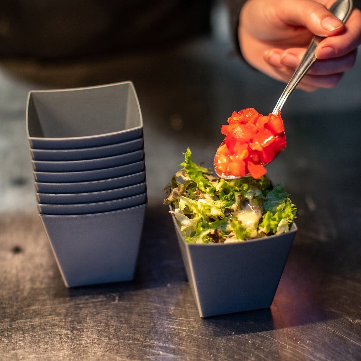 »MOVE FOOD M in a set of 24
